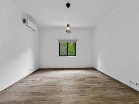 Moradia arrendamento anual - Vale do lobo