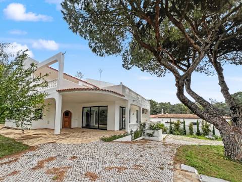 Moradia arrendamento anual - Vale do lobo