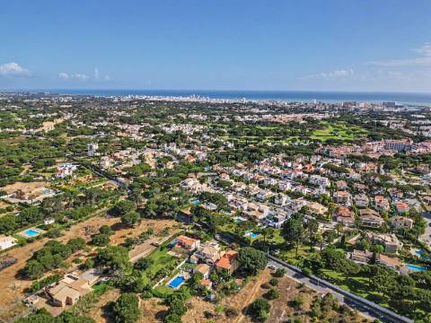 Moradia T4- Perto do Vila sol