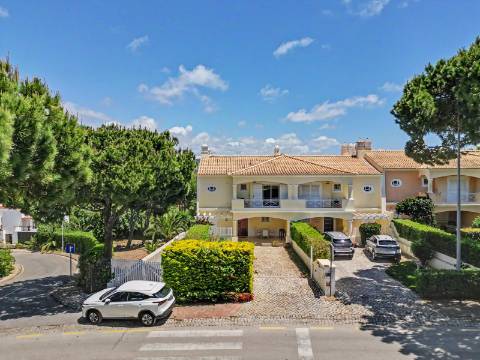 Moradia T3+1 - Caminho dos golfes, Vilamoura