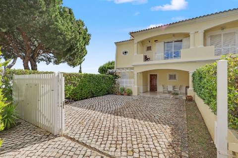 Moradia T3+1 - Caminho dos golfes, Vilamoura