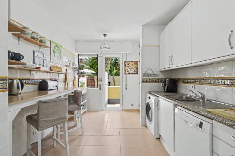 Fantástico Apartamento Duplex T3, com jardim e terraço privativo