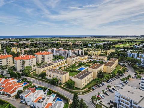 Fantástico Apartamento Duplex T3, com jardim e terraço privativo