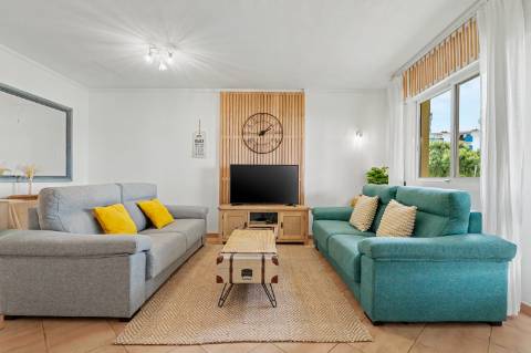 Fantástico Apartamento Duplex T3, com jardim e terraço privativo