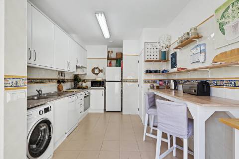 Fantástico Apartamento Duplex T3, com jardim e terraço privativo