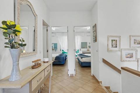 Fantástico Apartamento Duplex T3, com jardim e terraço privativo