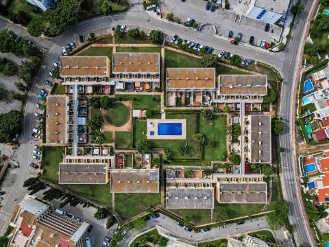 Fantástico Apartamento Duplex T3, com jardim e terraço privativo