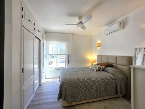 Apartamento T1 renovado em condomínio com piscina em Vilamoura
