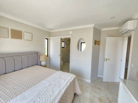 Apartamento renovado T1+1 - Albufeira