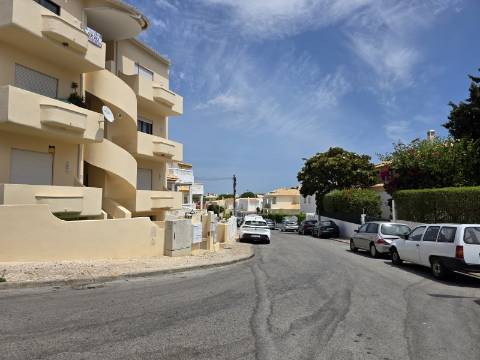 Apartamento renovado T1+1 - Albufeira