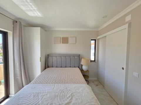 Apartamento renovado T1+1 - Albufeira
