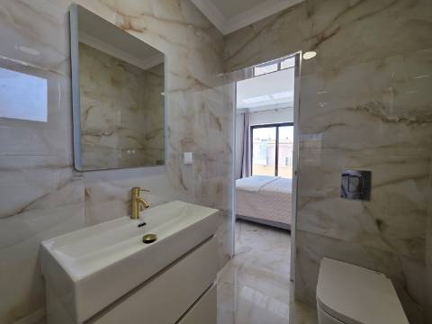 Apartamento renovado T1+1 - Albufeira