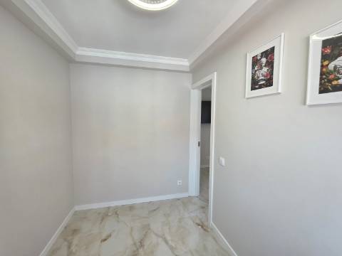 Apartamento renovado T1+1 - Albufeira