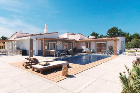 Moradia V4 renovada - Perto do Browns Vilamoura