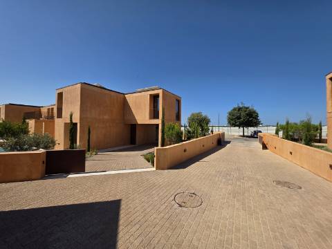 Exclusiva moradia unifamiliar T3 - Vilamoura
