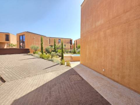 Exclusiva moradia unifamiliar T3 - Vilamoura