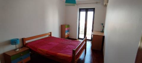 Apartamento T2 com elevador e lugar de garagem