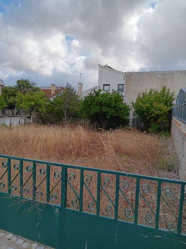 Vivenda Térrea com Piscina