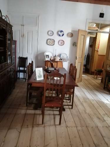 Prédio sec.XVIII e zona de armazéns