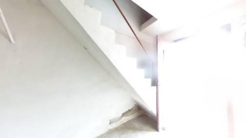 Venda / Permuta - Moradia em bairro do litoral alentejano