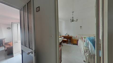 Venda / Permuta - Moradia em bairro do litoral alentejano