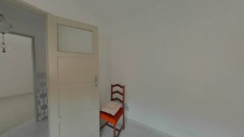 Venda / Permuta - Moradia em bairro do litoral alentejano