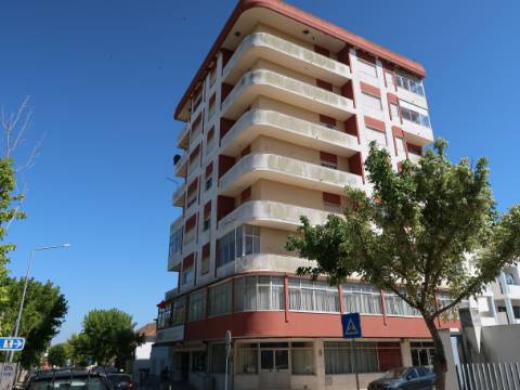 Espaço Comercial - zona Jardim 1º. de Maio