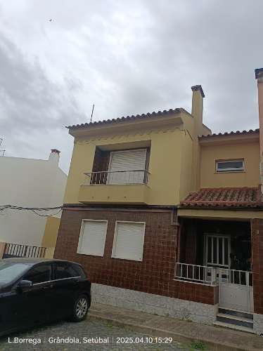 Prédio Moradia , sita , vila do littoral alentejano