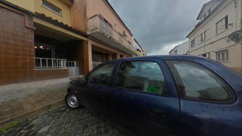 Prédio Moradia , sita , vila do littoral alentejano