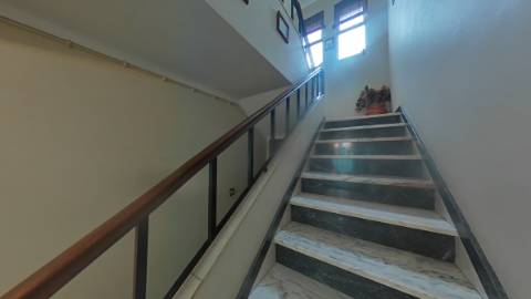 Prédio Moradia , sita , vila do littoral alentejano