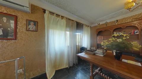 Prédio Moradia , sita , vila do littoral alentejano