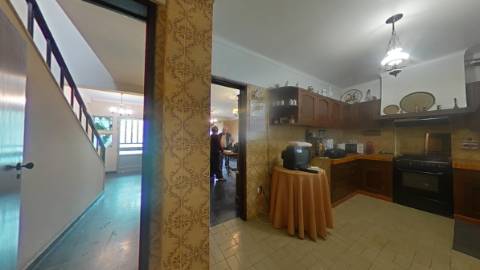 Prédio Moradia , sita , vila do littoral alentejano