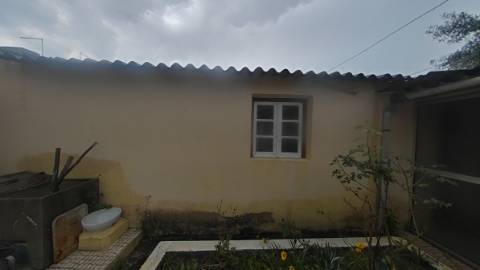 Prédio Moradia , sita , vila do littoral alentejano