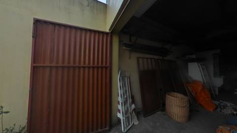 Prédio Moradia , sita , vila do littoral alentejano