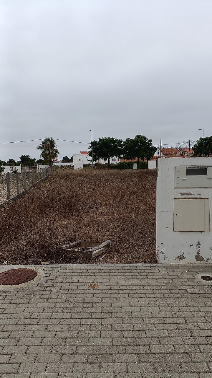 Três lotes para construção em, Melides