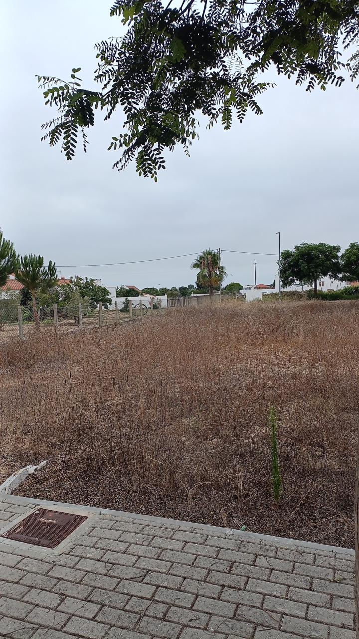Três lotes para construção em, Melides