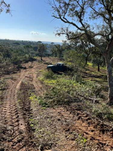 Terreno com vista para o mar e projeto aprovado para construção