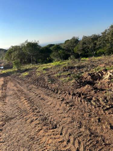 Terreno com vista para o mar e projeto aprovado para construção