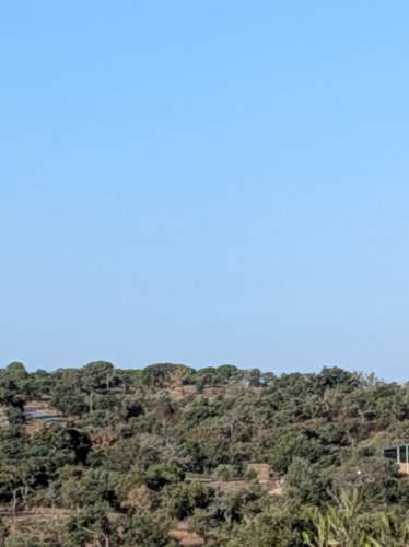 Terreno com vista para o mar e projeto aprovado para construção