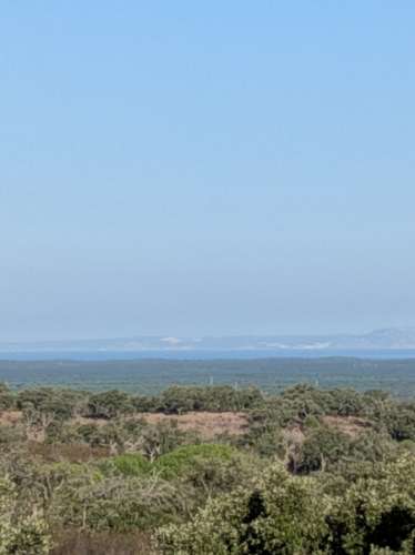 Terreno com vista para o mar e projeto aprovado para construção