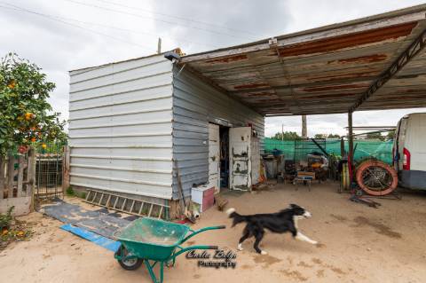 terreno com projecto de construção de Armazém