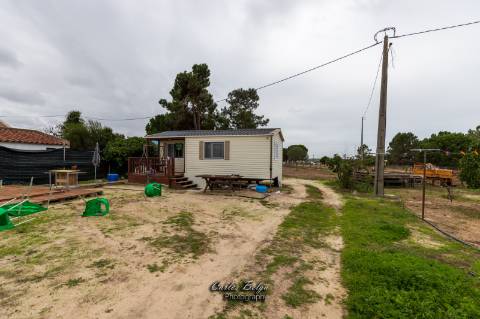 terreno com projecto de construção de Armazém
