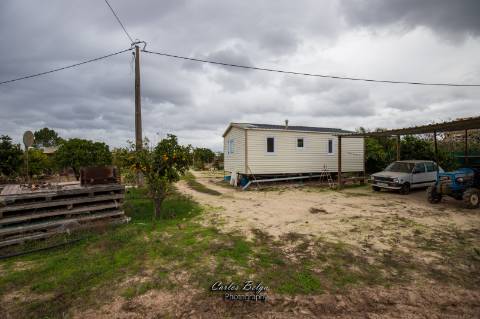 terreno com projecto de construção de Armazém