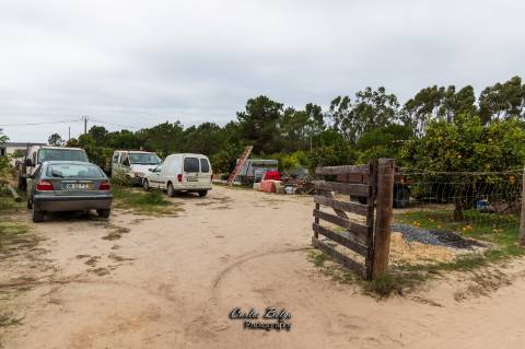 terreno com projecto de construção de Armazém