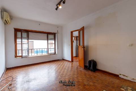 Moradia Independente na Vila de Grândola - Oportunidade Única de Investimento