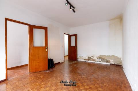 Moradia Independente na Vila de Grândola - Oportunidade Única de Investimento