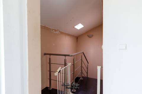 Moradia Independente na Vila de Grândola - Oportunidade Única de Investimento