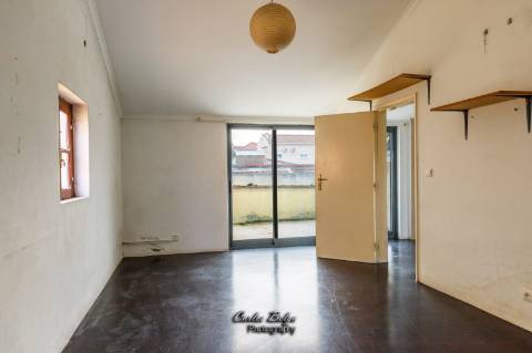 Moradia Independente na Vila de Grândola - Oportunidade Única de Investimento