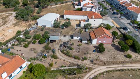 O SEGREDO MAIS EXCLUSIVO DE MELIDES: PROJETO APROVADO PARA MORADIA T4 DE LUXO EM LOTE DE 2.163 m²