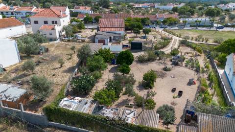 O SEGREDO MAIS EXCLUSIVO DE MELIDES: PROJETO APROVADO PARA MORADIA T4 DE LUXO EM LOTE DE 2.163 m²